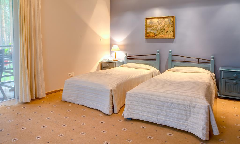 Hotel Sonata Birstonas Bagian luar foto
