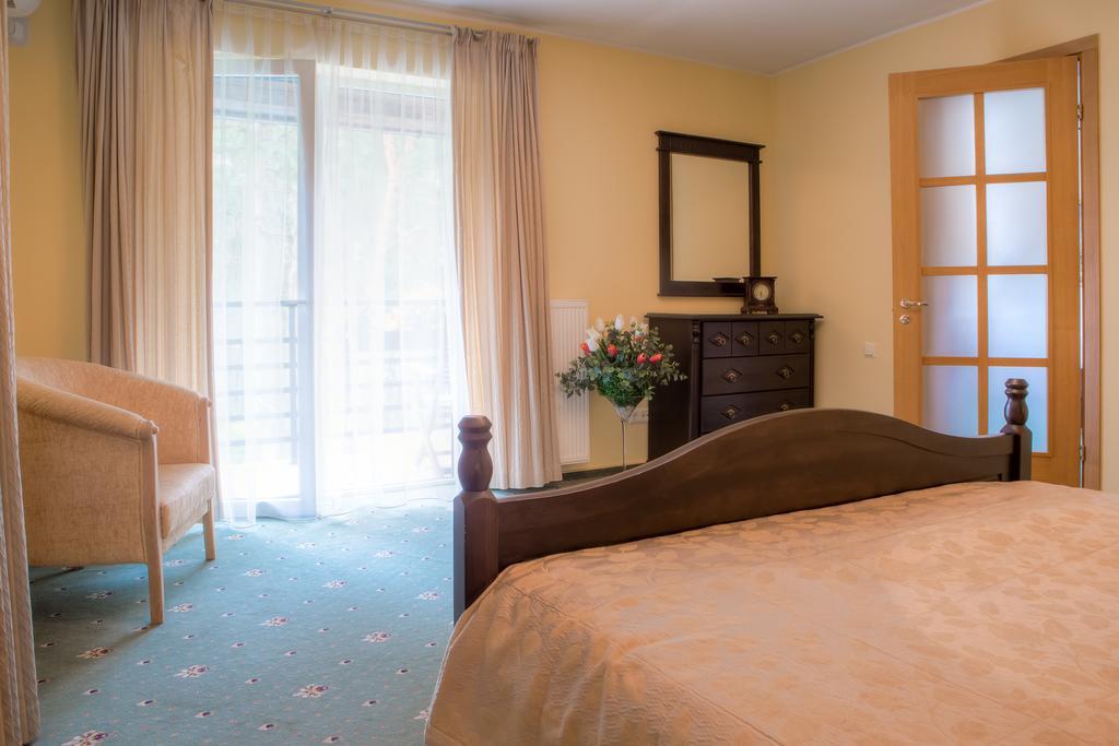 Hotel Sonata Birstonas Bagian luar foto